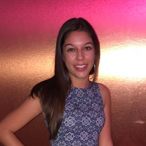 Meet your Posher, Marisa